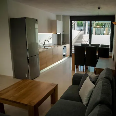 Calypso PalaiónTsiflíkion